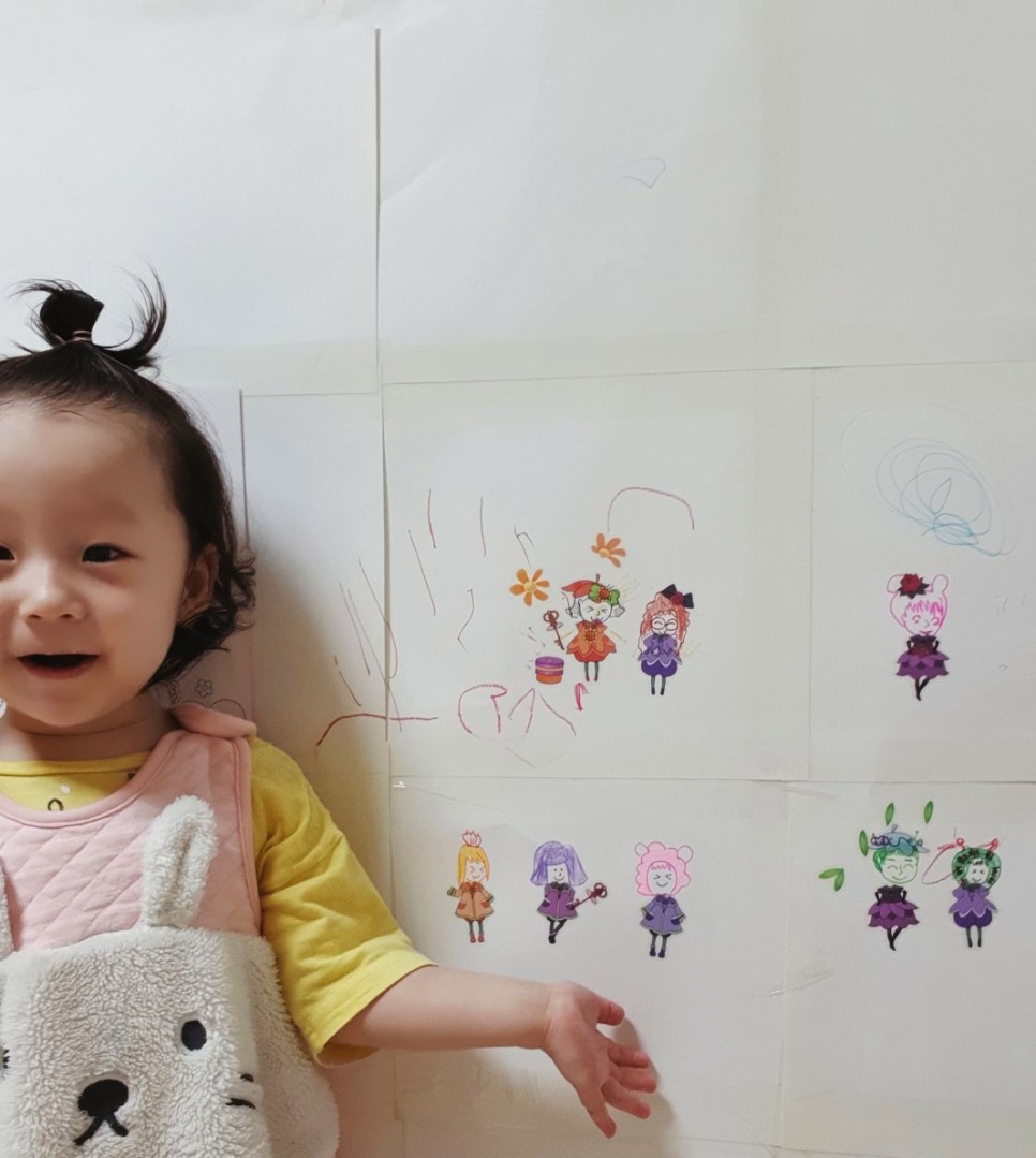 인형 옷 입히기 스티커 놀이 아기 스티커 코디북을 이용한 인형 11