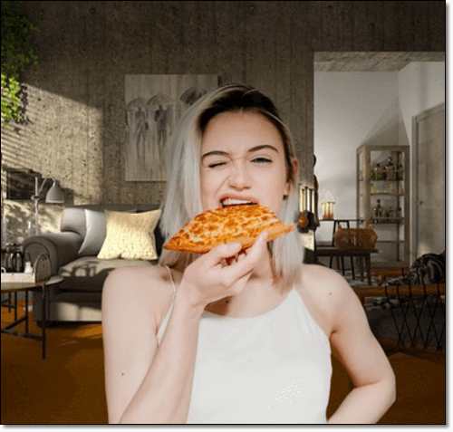 야식으로 피자먹는 여성