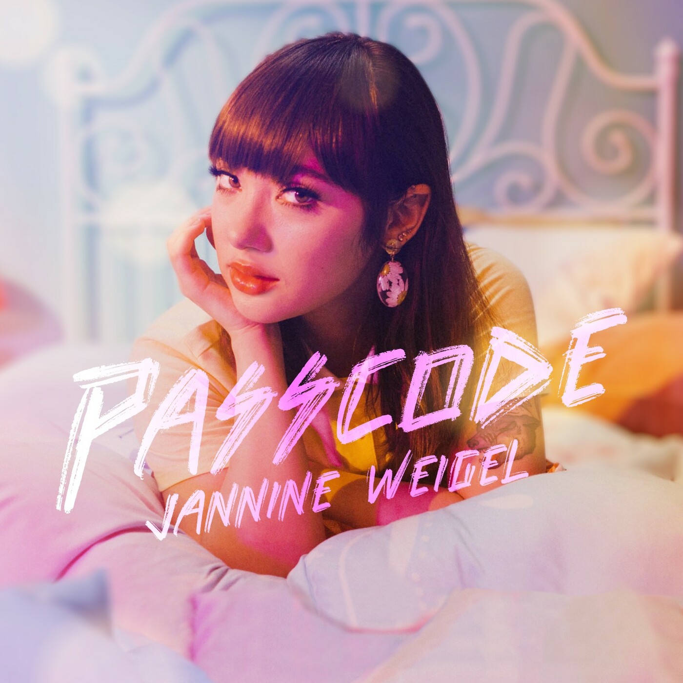  Jannine Weigel - Passcode