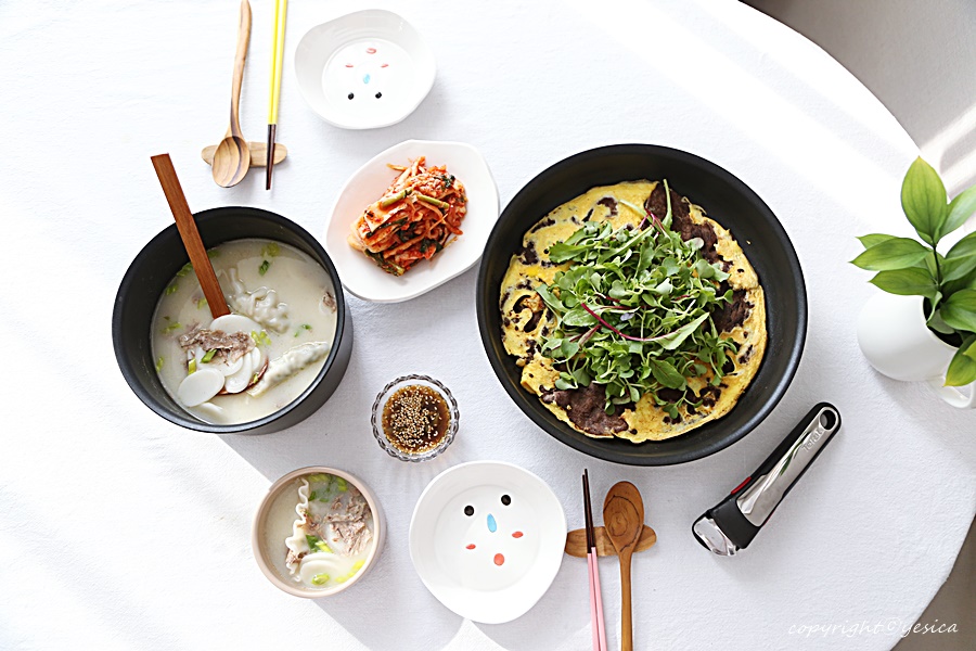 식탁 위 플레이팅까지 완벽! 테팔매직핸즈 인덕션 후라이팬세트 17