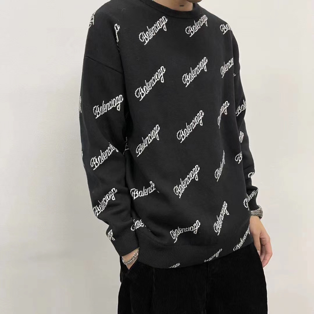  [BALENCIAGA] 발렌시아가 울 오버 멀티 로고 니트 스웨터