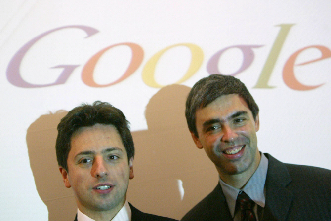 구글 공동창업자인 세르게이 브린 & 래리 페이지 (출처 : AFP)