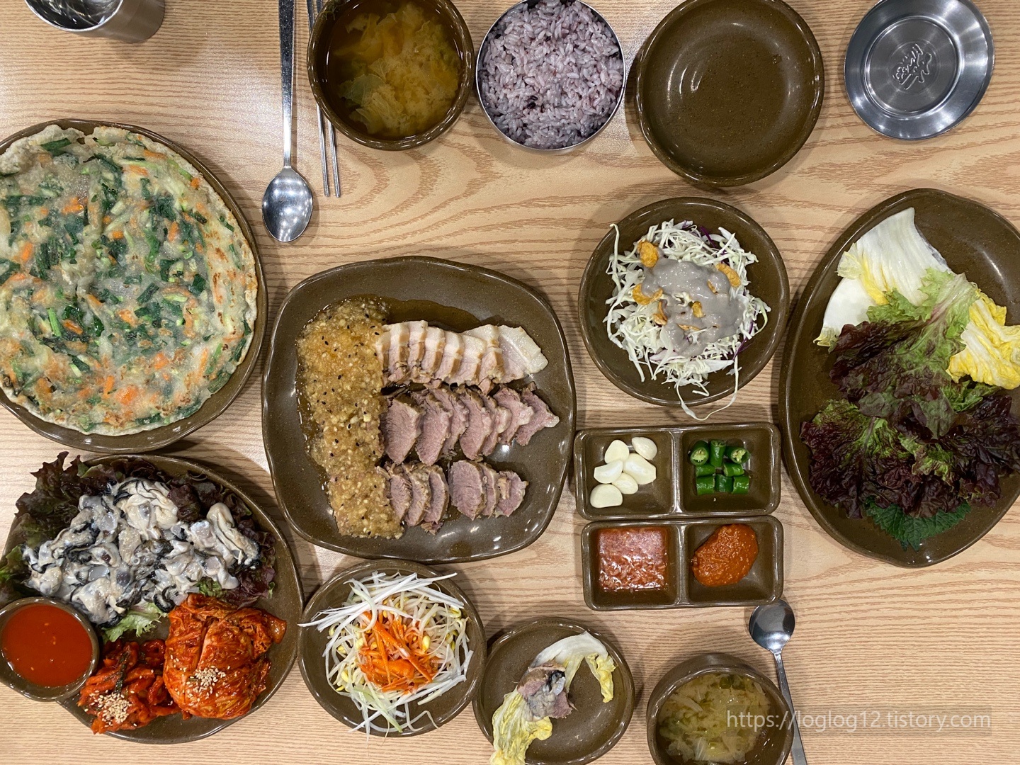 안양 인덕원 보쌈맛집 : 그집 보쌈•칼국수 - 굴보쌈맛집