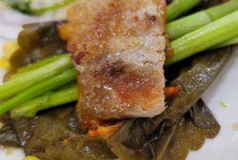 미나리 삼겹살 미나리 해물전
