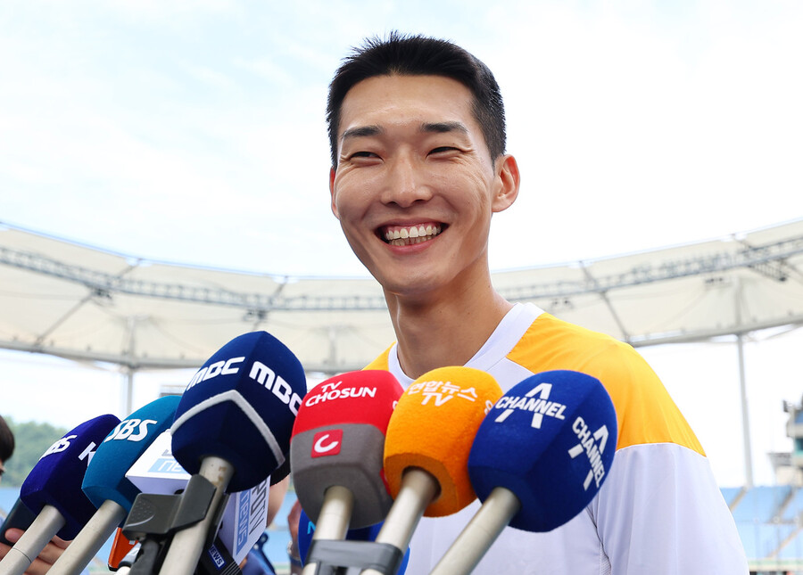  우상혁 세계선수권 맡겨놓은 금메달 찾아오겠다! (+ 높이뛰기 경기 일정)