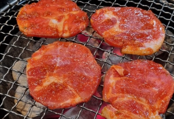 6시내고향-북창동50년전통-돼지고추장구이-동그랑땡-노포맛집-고향정가게-남매집