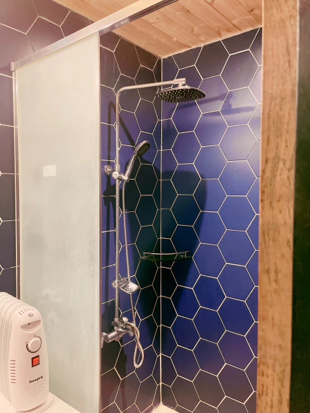 홍천-글램핑-샤워실