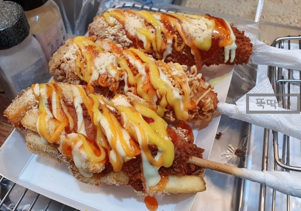  놀토 서울 통인시장 3종핫도그, 감자 치즈 핫도그, 라면땅 파는곳 위치,가격정보 여기어디? - 놀토 총각네호떡