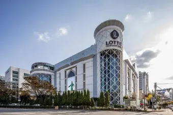 롯데백화점 휴무일 확인하고 편리한 방문계획 세우기 위한 필수 쇼핑정보 알아보기_8