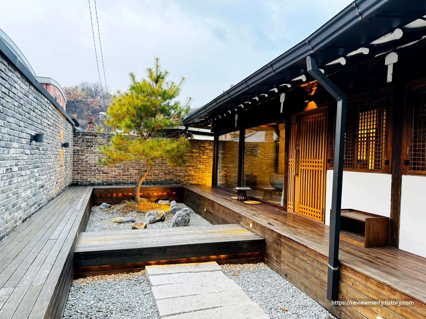 마당 전체모습