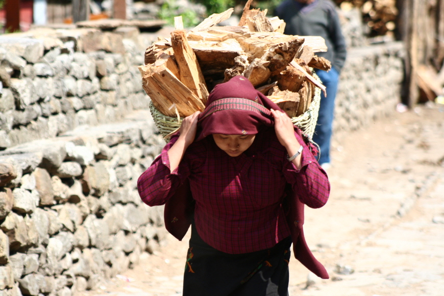 네팔-여인들의-삶