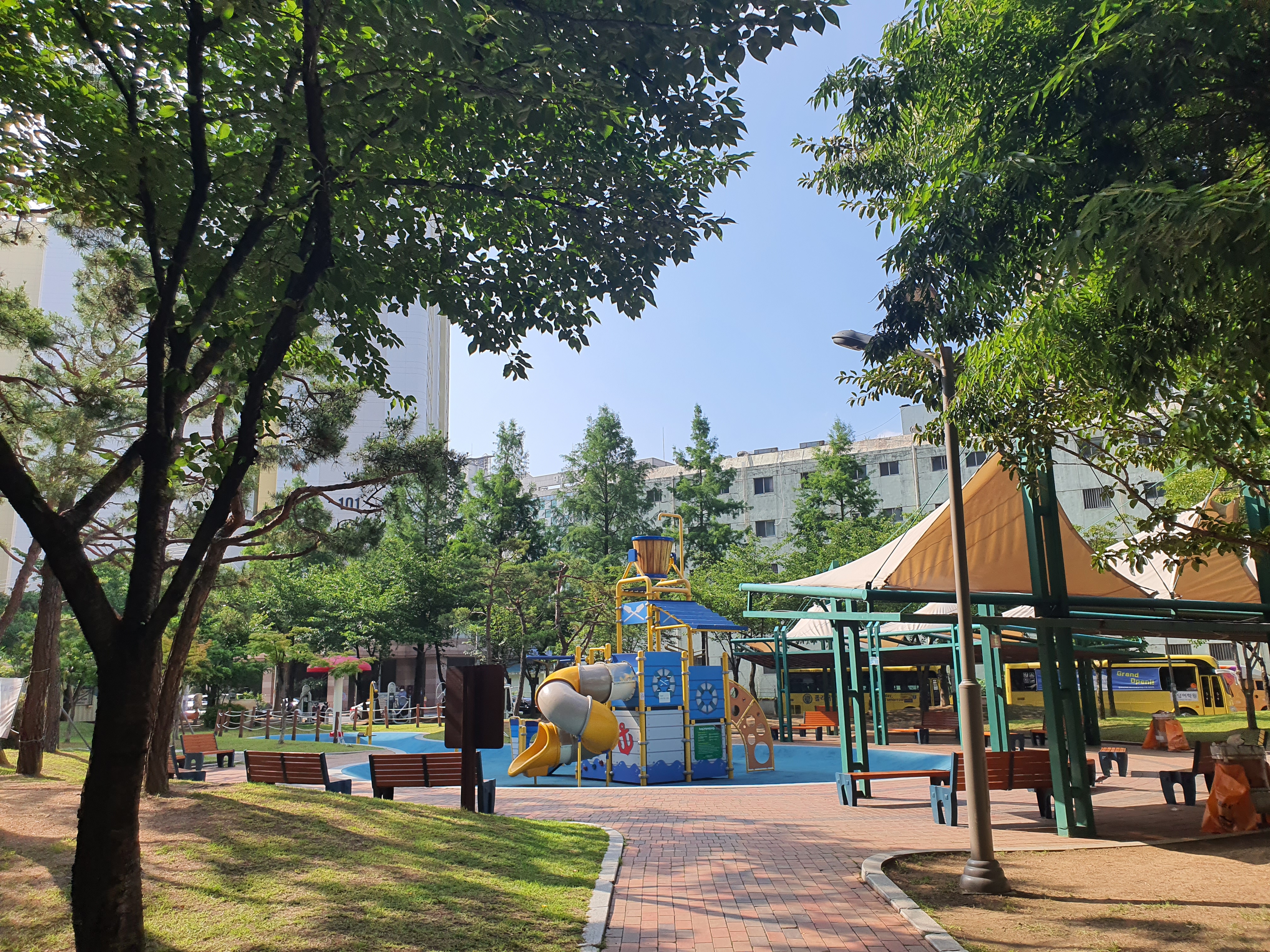  대구의 작은 산책로: 대구 수성 근린공원
