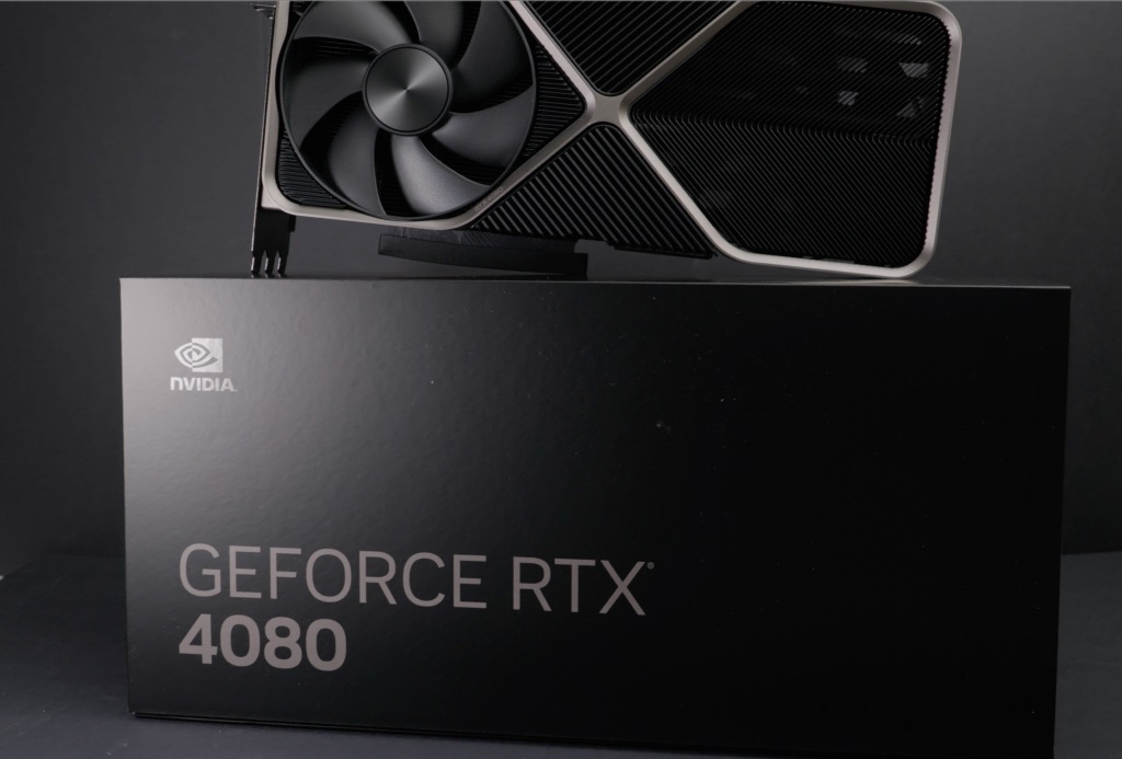  nVIDIA 지포스 RTX 4090 vs. RTX 4080 뭘 살까요?