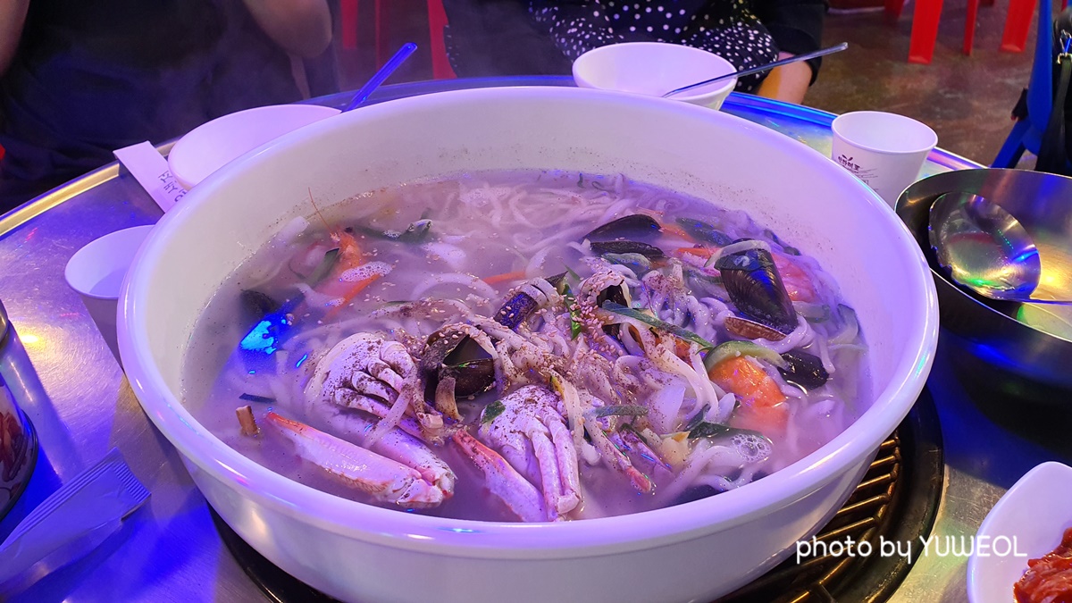  인천 월미도 칼국수 맛집 : 씽씽조개구이