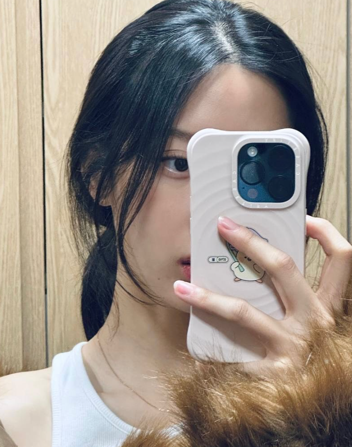 그놈은 흑염룡 문가영 백수정