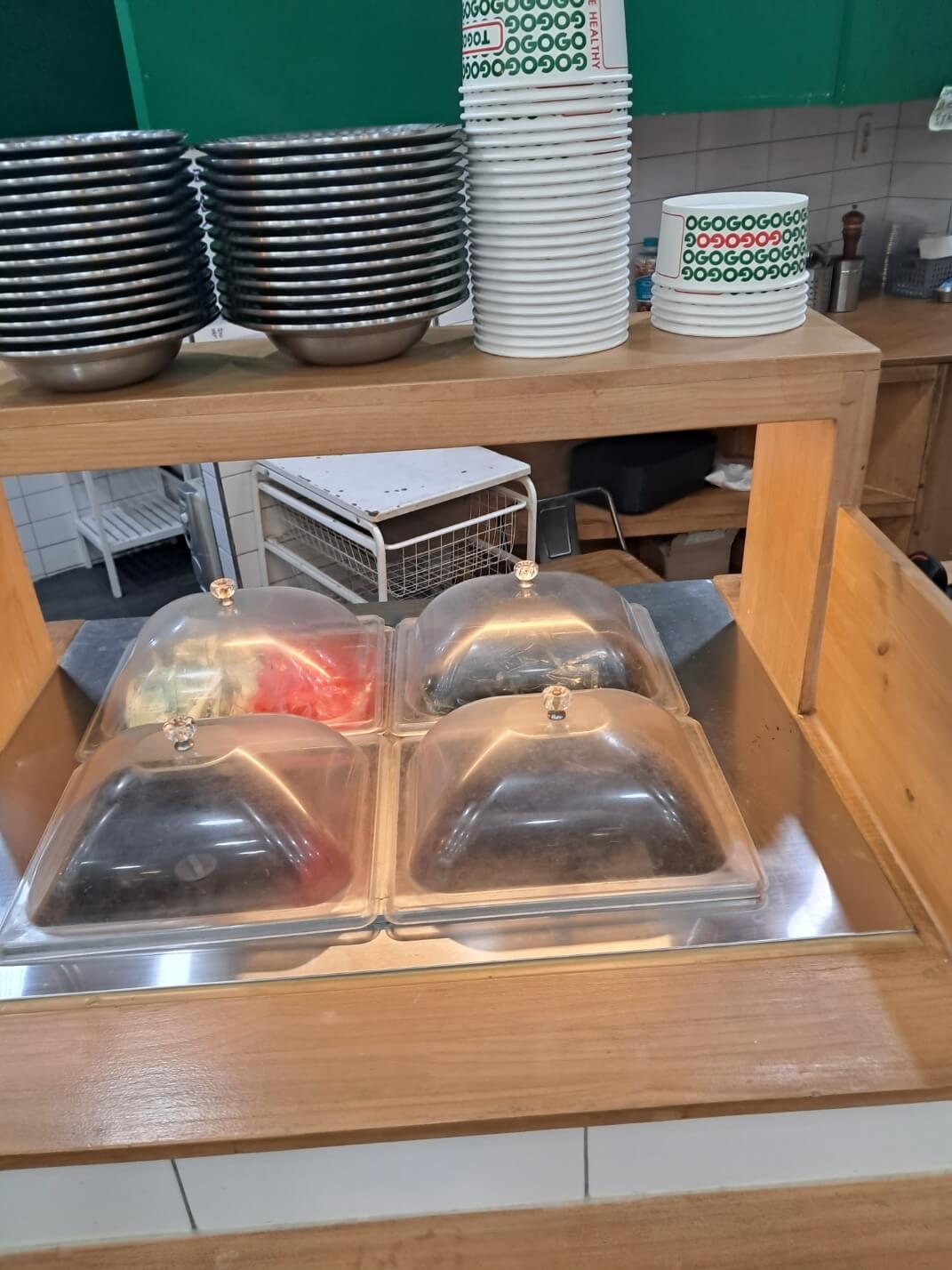 콩앤콩 샐러드