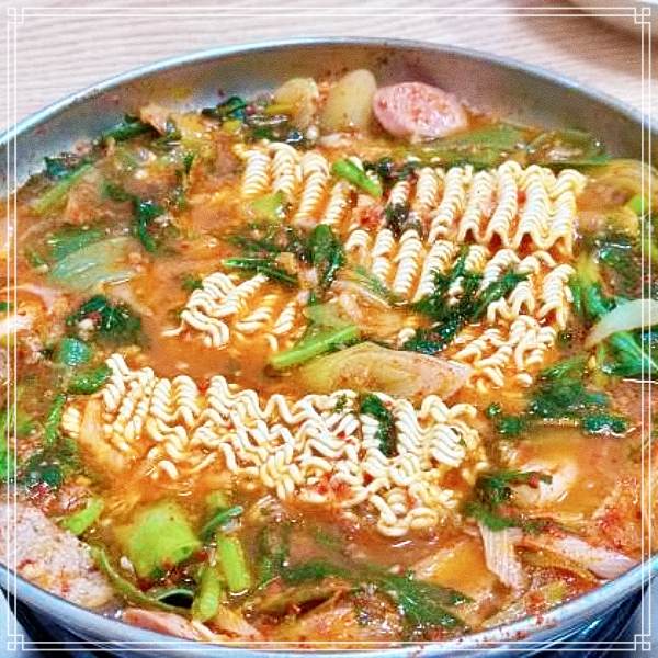  82회 토밥 좋아, 토요일은 밥이좋아 뉴 토밥즈, 박나래, 김숙, 현주엽, 히밥, 먹방 투어 버스 파주, 문산역 근처 소시지, 햄, 베이컨, 닭고기, 칠면조 고기 사리 53년 전통 노포 부대찌개 맛집 위치