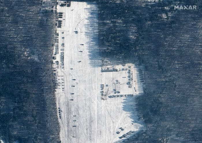 일촉즉발 전운 감도는 러시아 - 우크라이나 국경...일본 위성 사진 분석 VIDEO: 衛星写真で見る　緊迫のウクライナ情勢