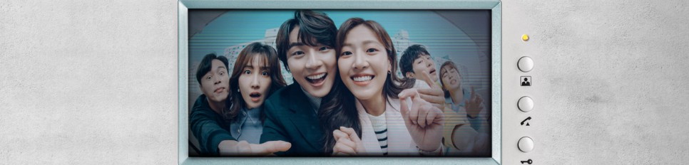 지금 너무 예뻐요. 그 인물의 줄거리는 여전히 잘려나간다.