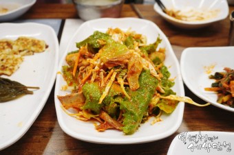 막국수 닭무침 닭곰탕