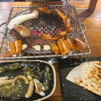 마늘 산낙지 숯불구이