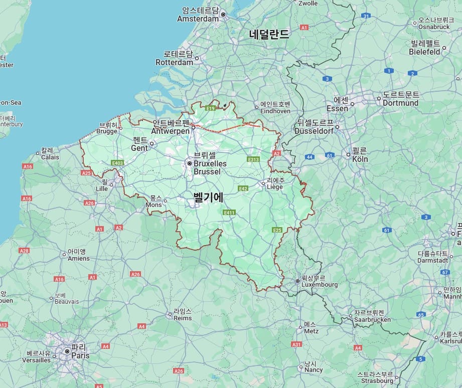 7879