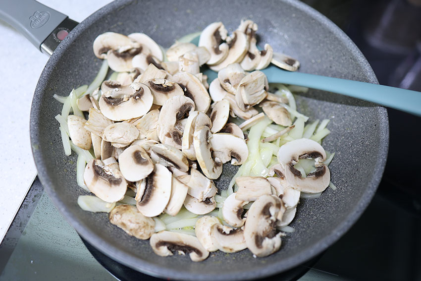 양송이버섯 요리 (루 만들기) 양송이스프 만들기 크리미함 가득한 17