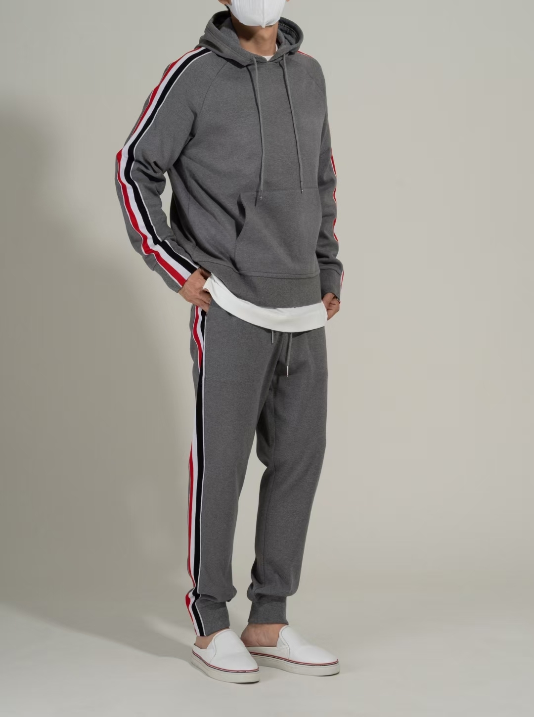  [THOM BROWNE] 톰브라운 RWB 스트라이프 후드 & 트랙 팬츠 SET MJT224A / MJQ091A (2 COLOR)