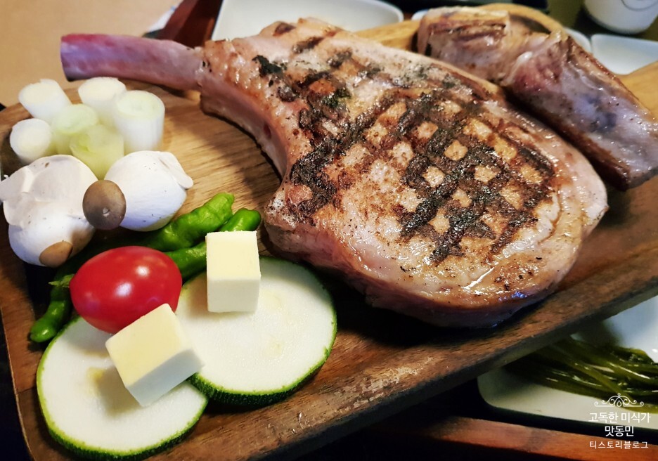  [서면 맛집] 고요: 극한의 부드러움을 자랑하는 제주산 돈마호크 고기맛집