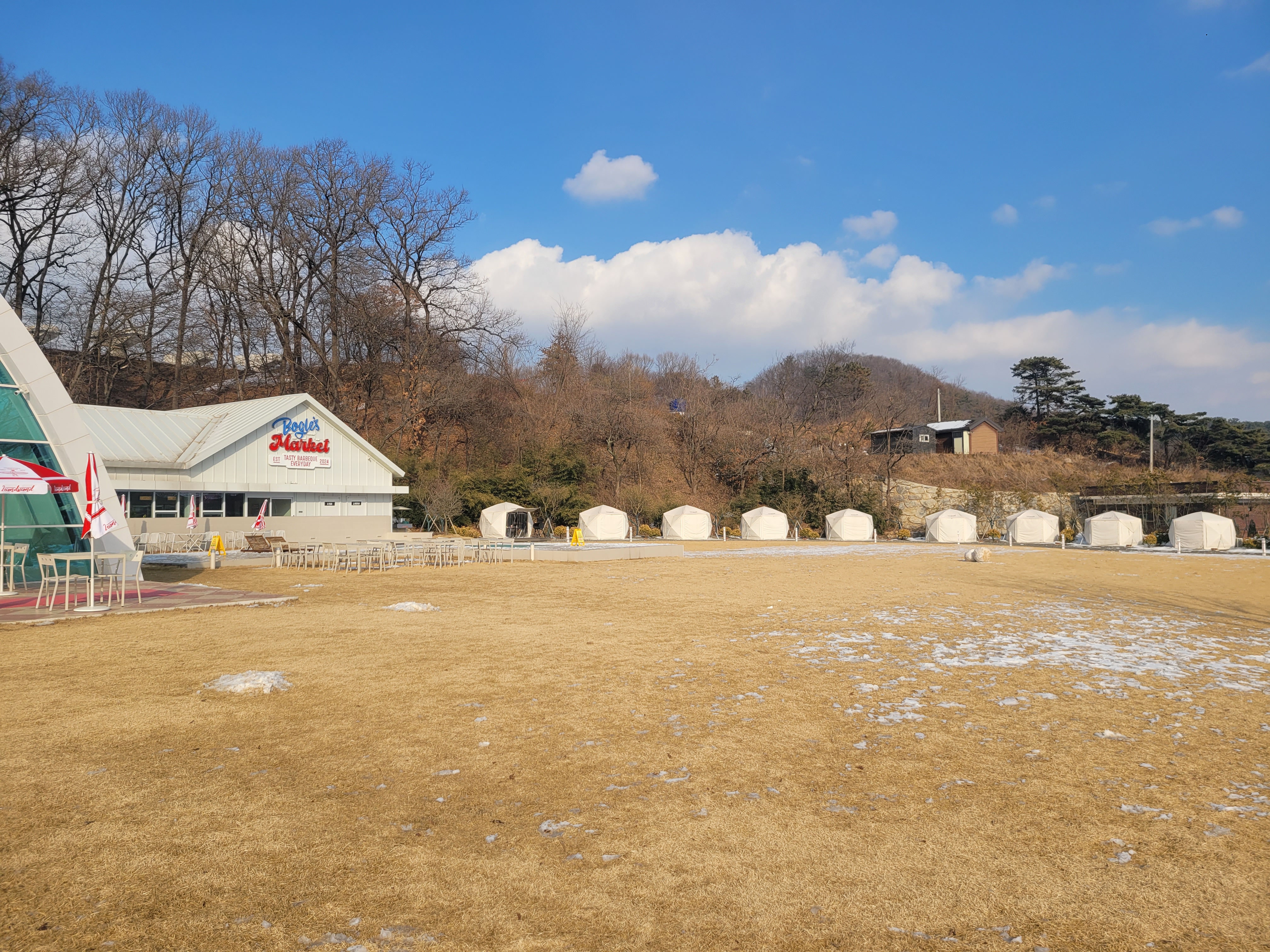 세컨드세컨드 외부2