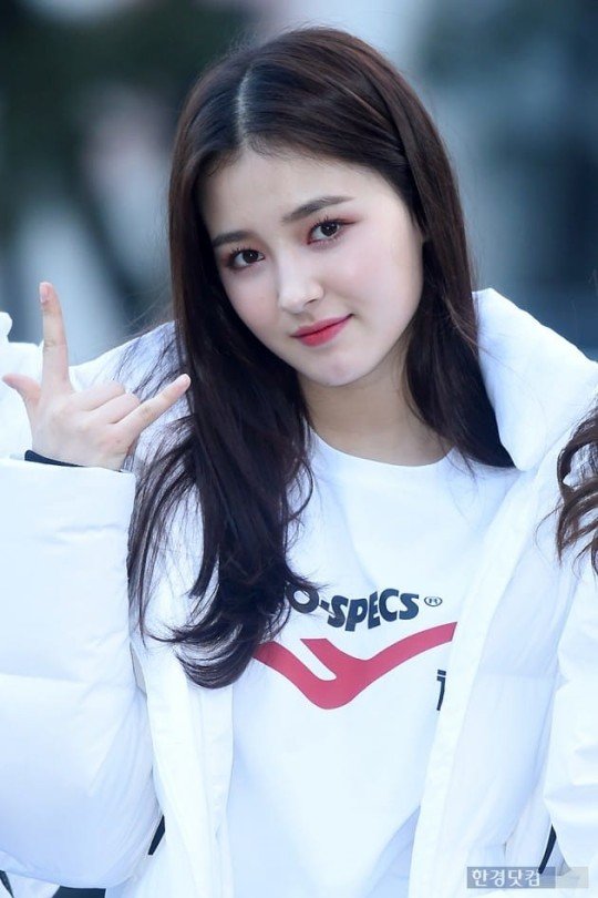모모랜드 낸시 도촬 불법사진 유포한 범인이 한 짓들(+인스타 반응) 모모랜드 낸시 도촬 불법사진 유포한 범인이 한 짓들(+인스타 반응)