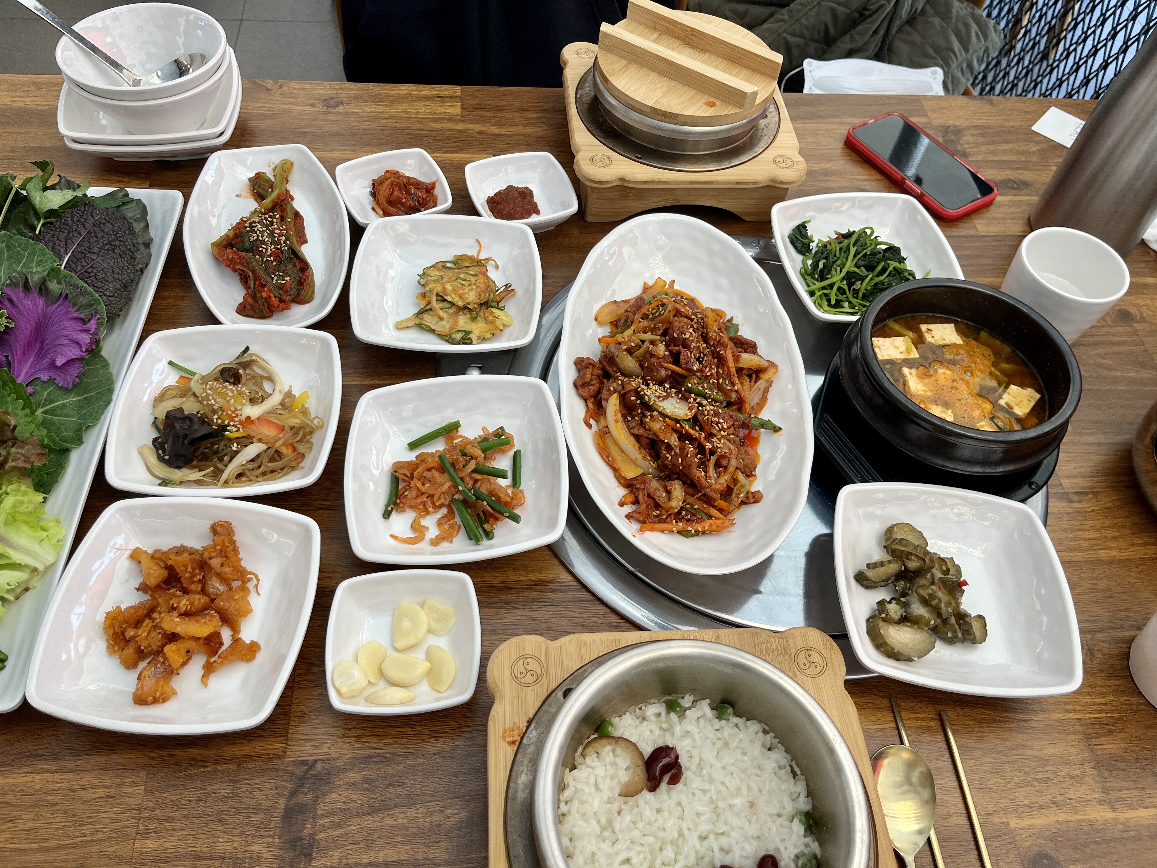 점심 특선 : 제육쌈밥정식