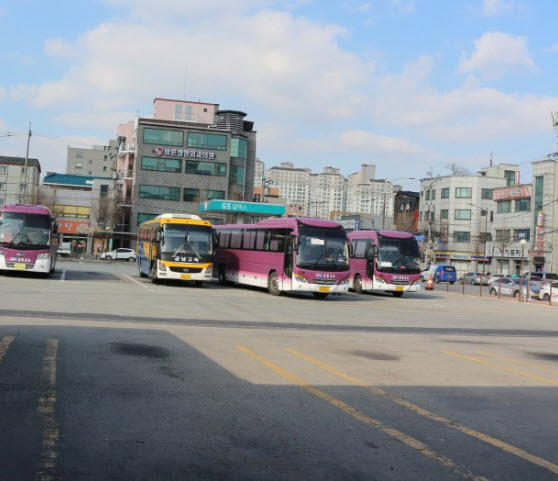 공주터미널 출발 서울남부터미널 도착 시간표, 요금 업데이트. 공주터미널 출발 서울남부터미널 도착 시간표, 요금 업데이트.