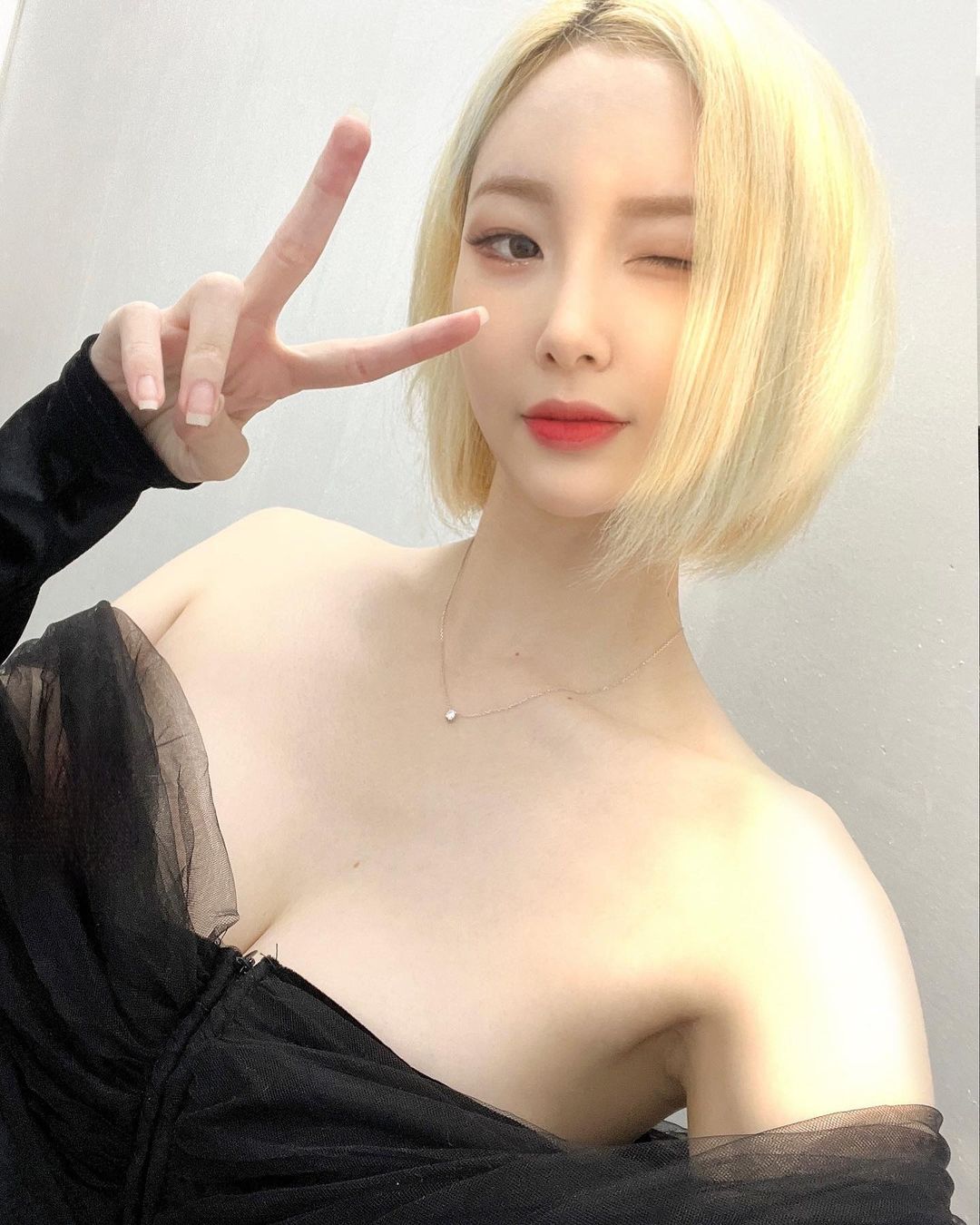  치어리더 서현숙 블랙드레스 화보 사진