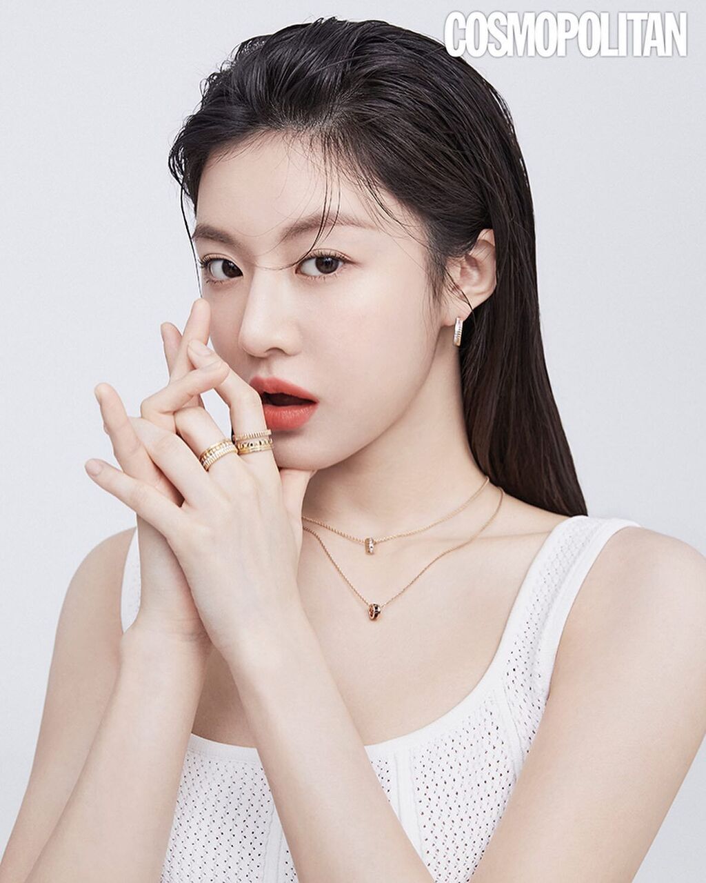  고윤정 코스모폴리탄 화보