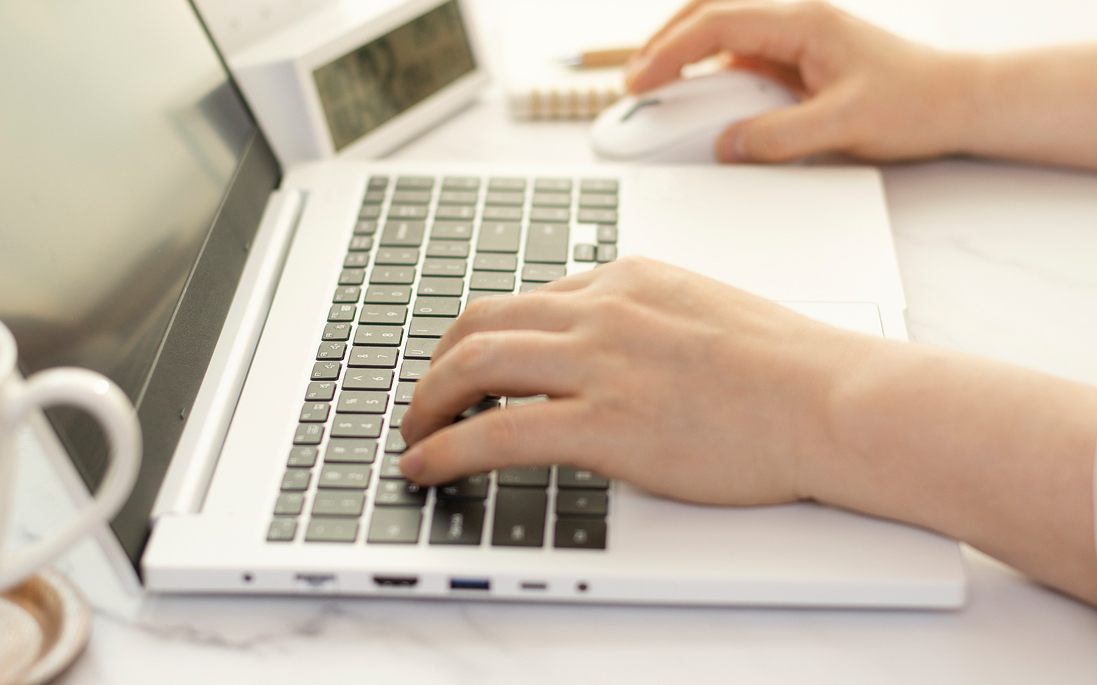 키보드를 청소하는 방법