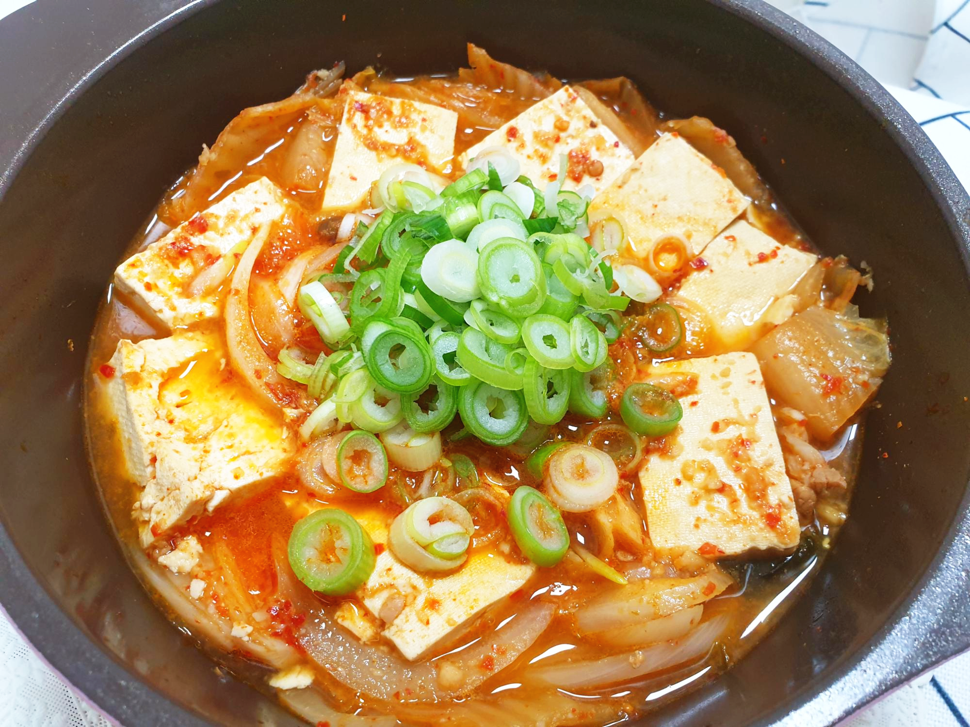 돼지고기 김치찌개 맛있게 만드는 방법 쉬운 요리 레시피