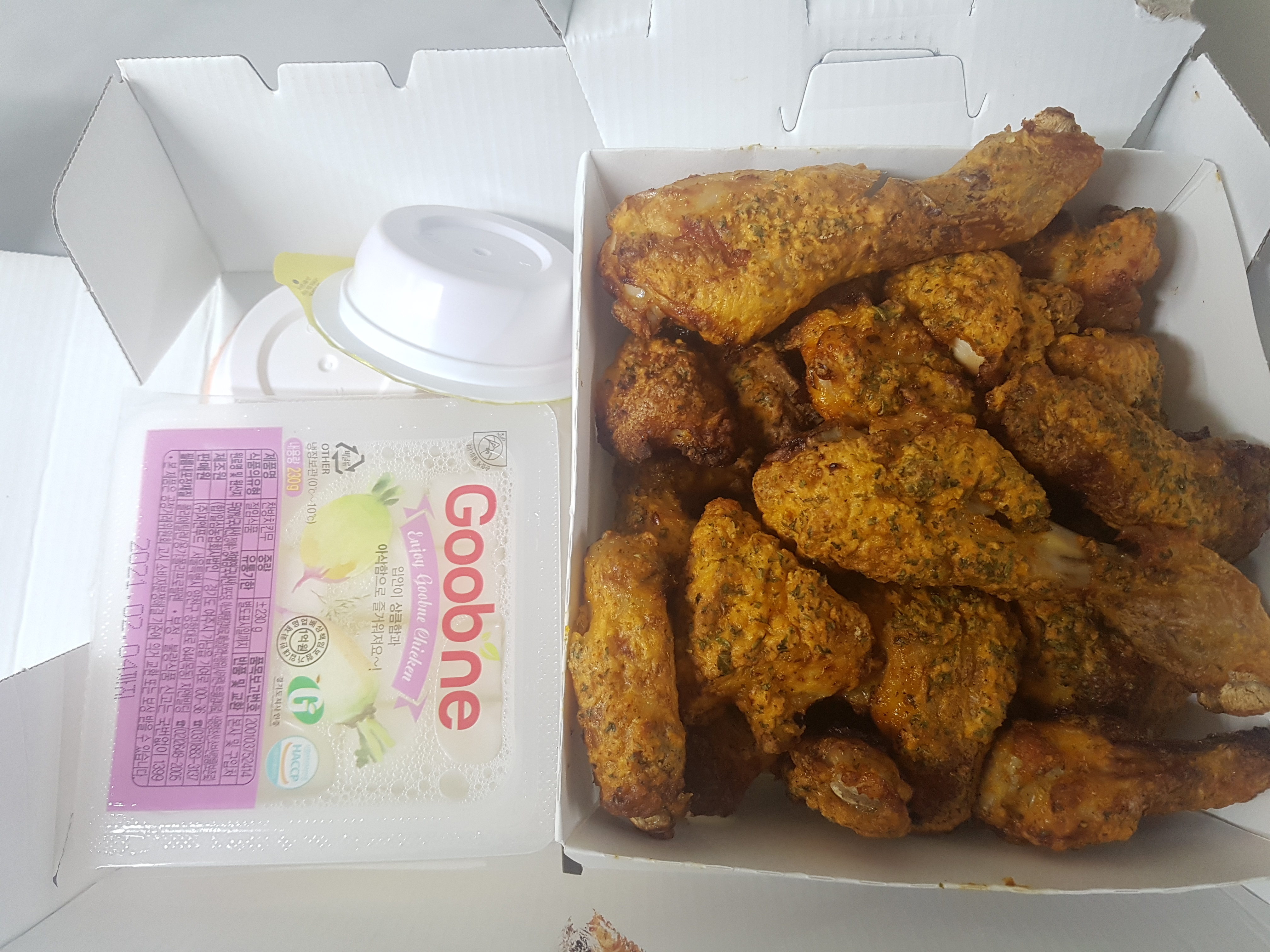  BHC  뿌링클  VS   굽네 고추 바사삭  누가누가 맛있나?