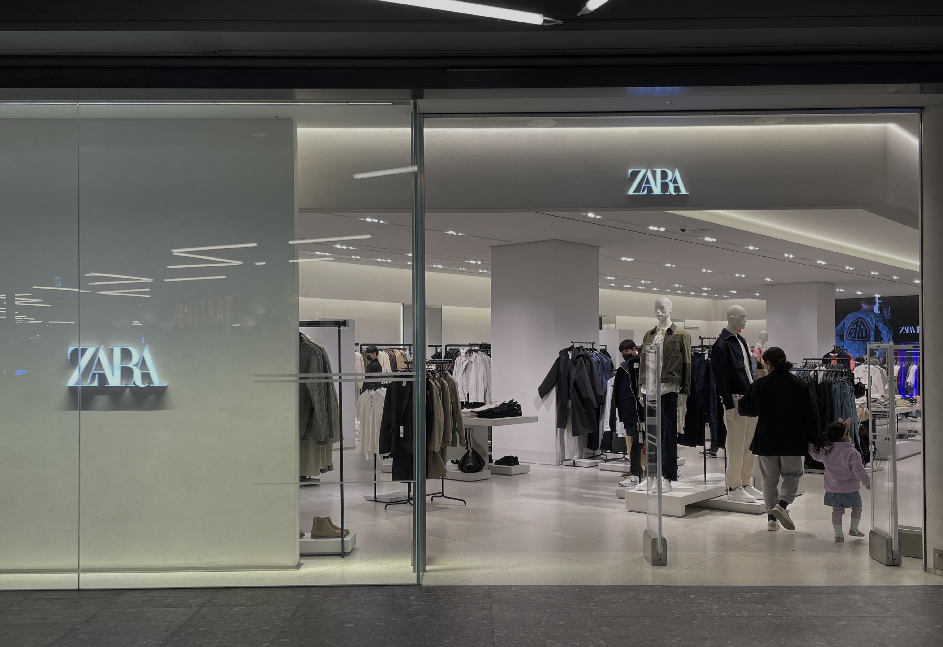 자라(ZARA) 23SS 남자 신상 1