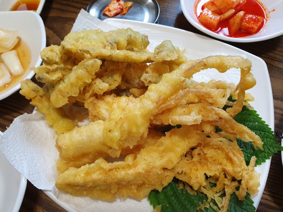  인삼튀김과 추어튀김의 환상의 조합을 맛본!! 시골추어탕
