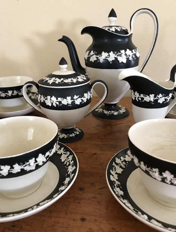  [Wedgwood] 퀸즈웨어_크림 온 블랙_A6610