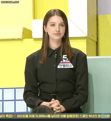 [연예] [움짤]         안젤리나 -  와이드섬