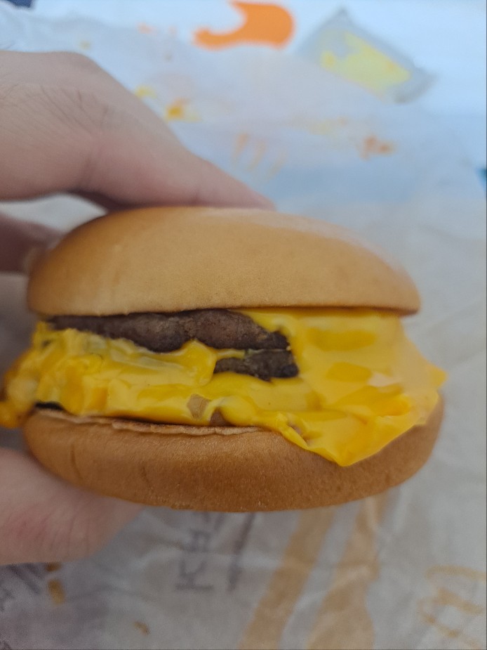 치즈버거옆면