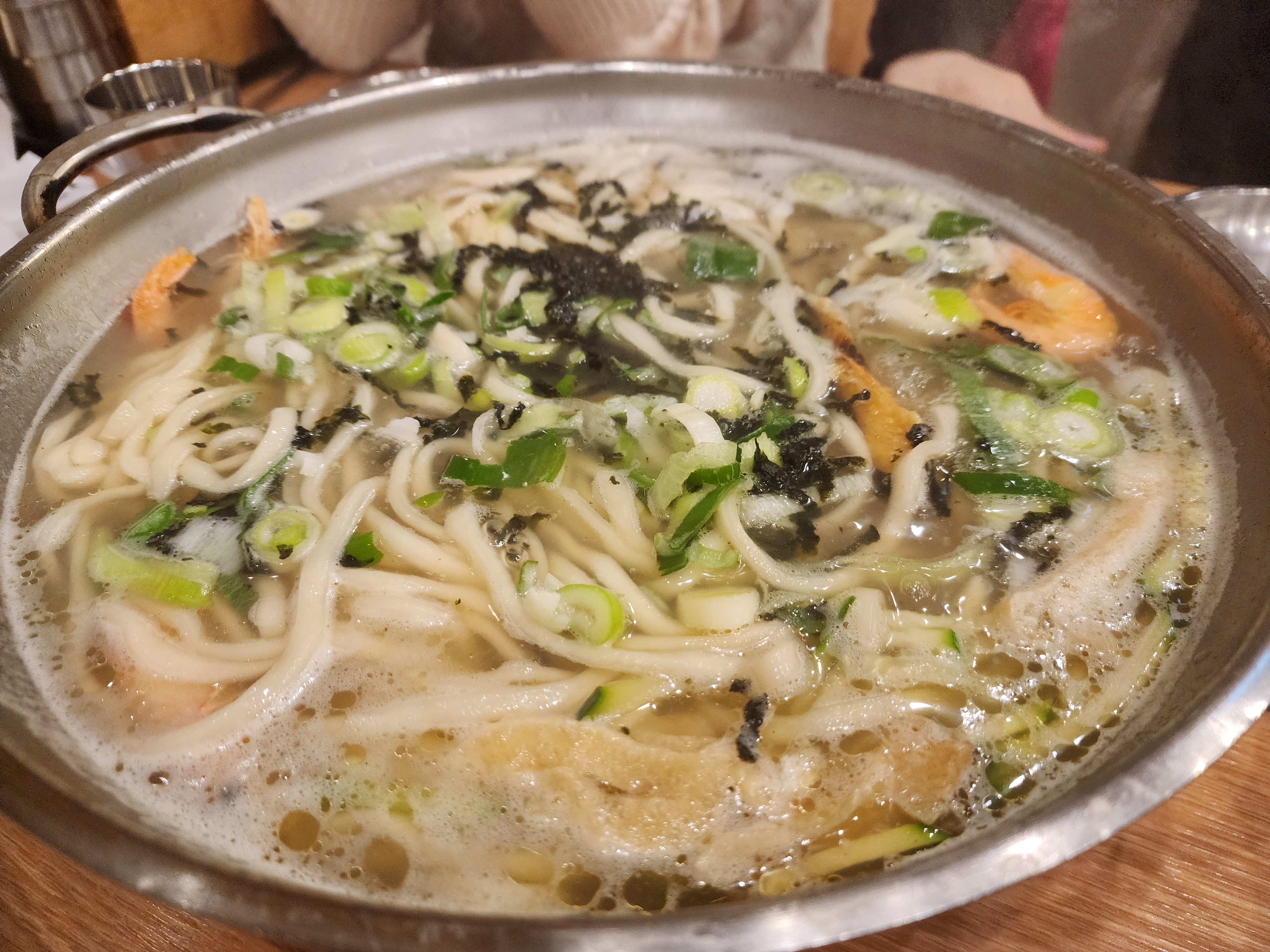 팔당원조칼제비 이미지