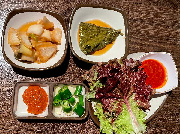 유신 불족발 기본 밑반찬