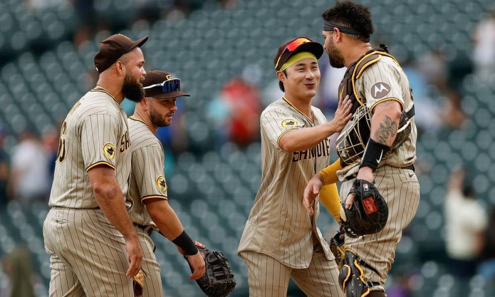  MLB 김하성 멀티안타 2도루 3출루 12경기연속 멀티출루 신기록
