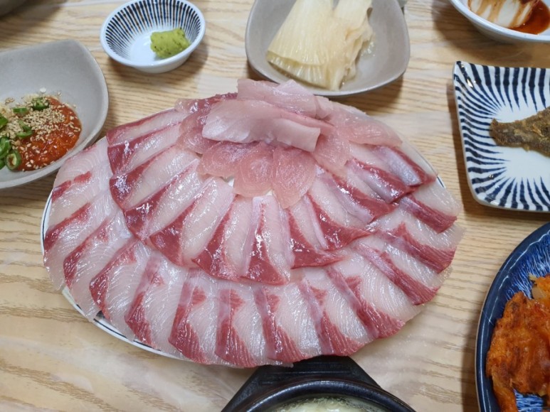 싱싱도매횟집 이미지