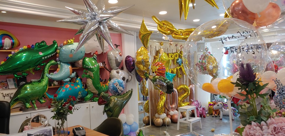 선물 받은 현서의 표정 청주 이벤트 풍선 뜻밖의 13