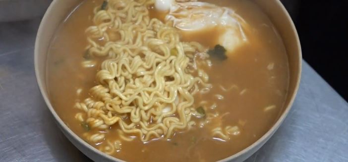  생활의달인 맛집 라면 달인 레알라면