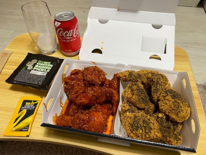  BBQ 치킨 찐킹소스 블랙페퍼 맛있다